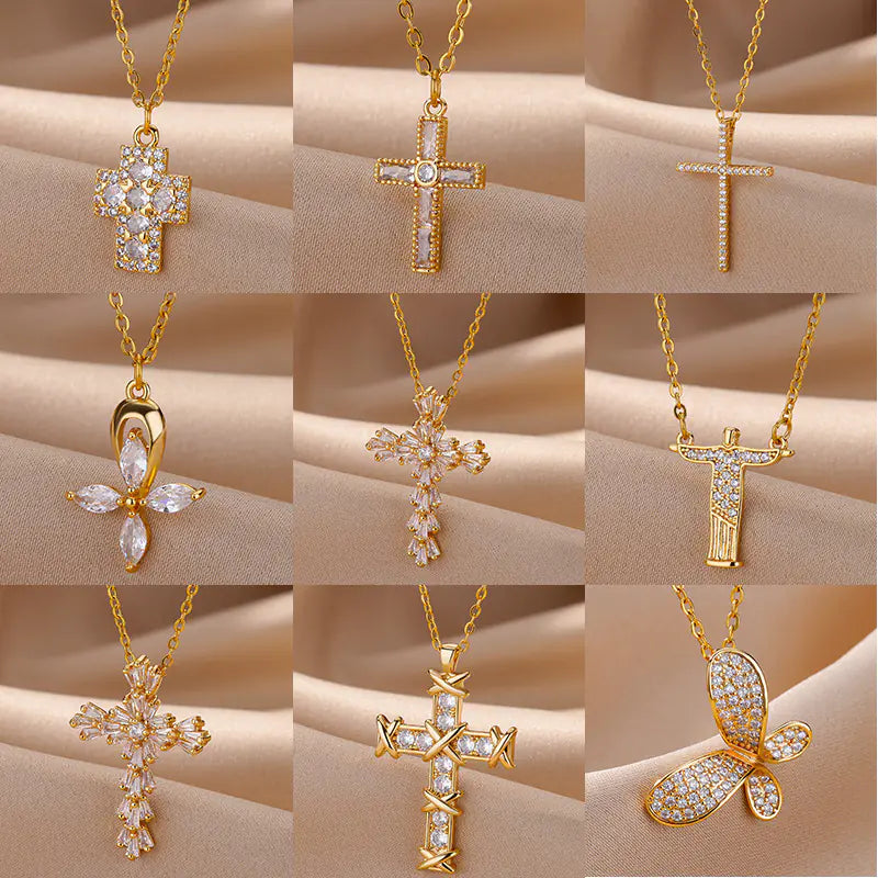 Collier pendentif croix minimaliste tendance avec zircone