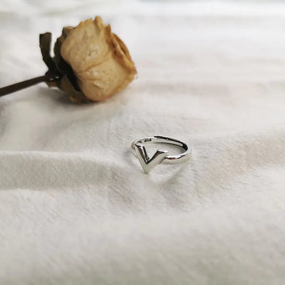 Bague V en argent sterling - Accessoire hip-hop vintage