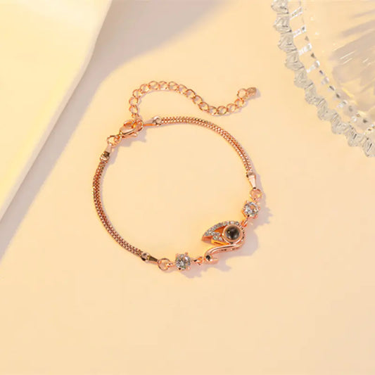 Bracelet cygne noir avec zircon pour une déclaration de mode