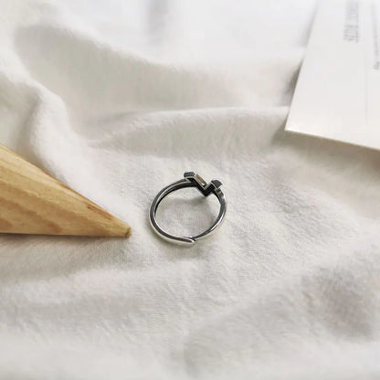 Bague V en argent sterling - Accessoire hip-hop vintage