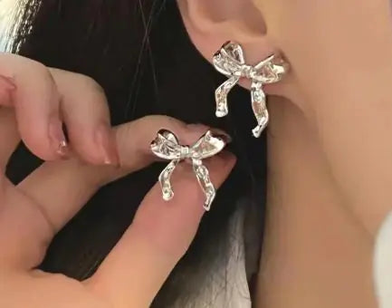 Metal Bowknot Earrings