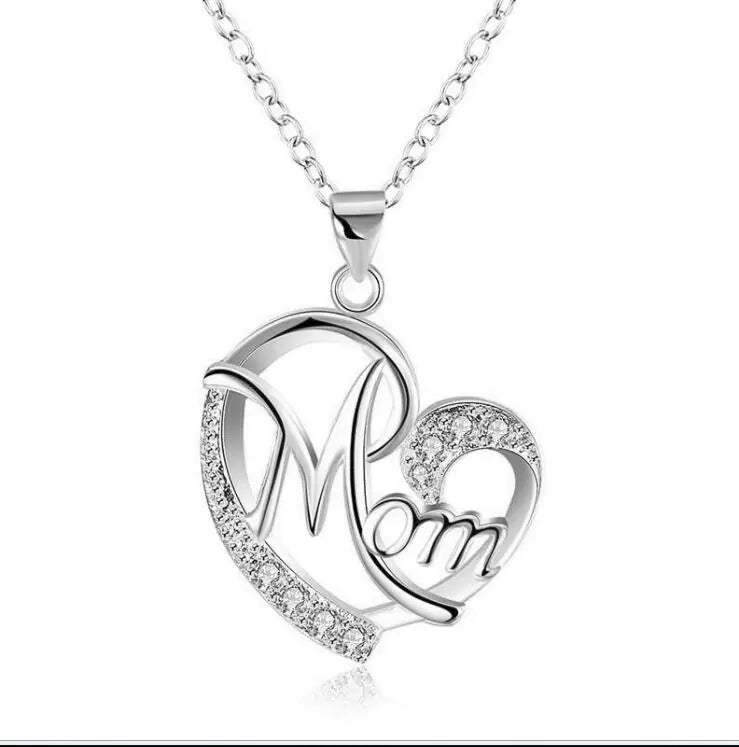 Mom's Heart-Shaped Crystal Pendant Necklace with Diamonds