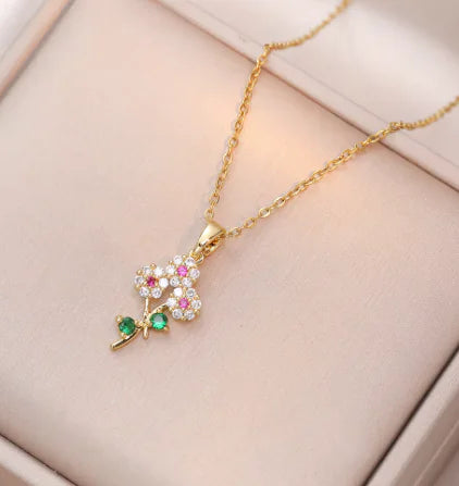 Collier en tissu (une pièce)