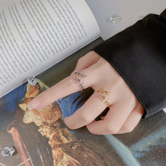 Adjustable Leaf Design Zircon Ring